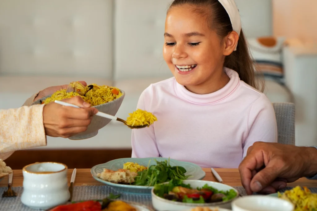 Impacto de una alimentación equilibrada en el rendimiento escolar